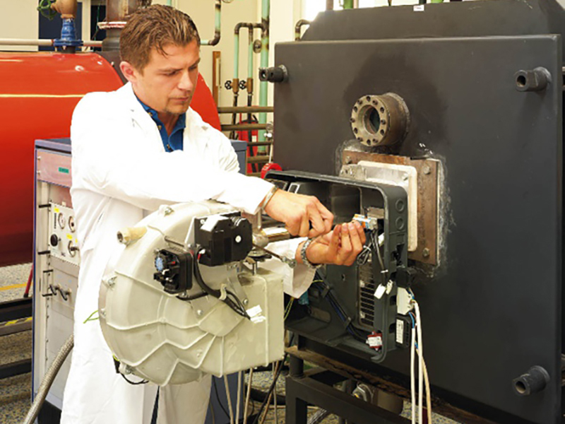 利雅路出廠測試-力謳熱能設備（上海）有限公司